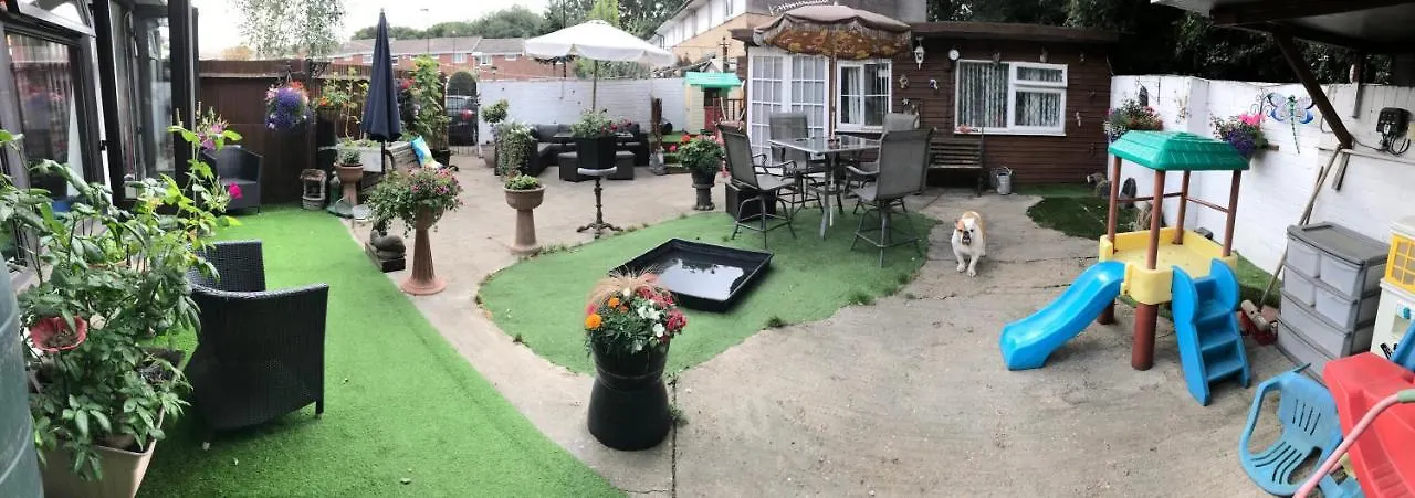 Homestay J8 M27 Apartment Southampton United Kingdom